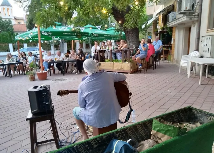 Budget With Breakfast * Varna